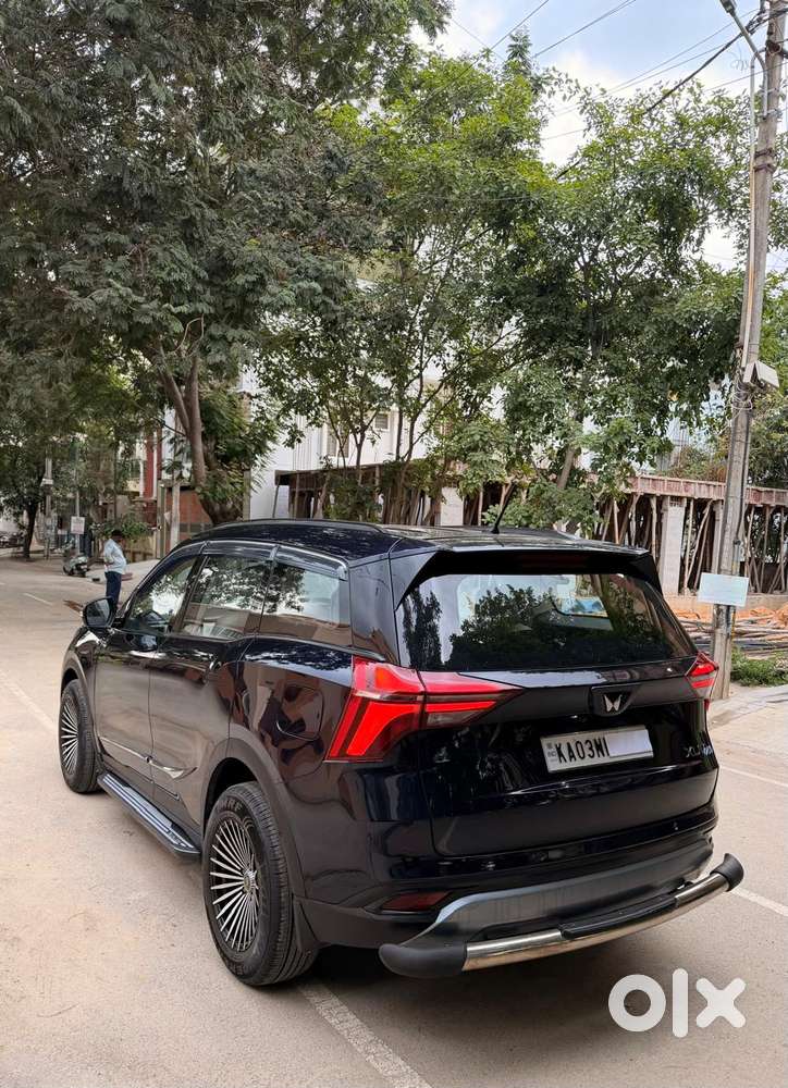 Mahindra Xuv700 Mx Petrol Mt 5 Str (e), 2022, Petrol