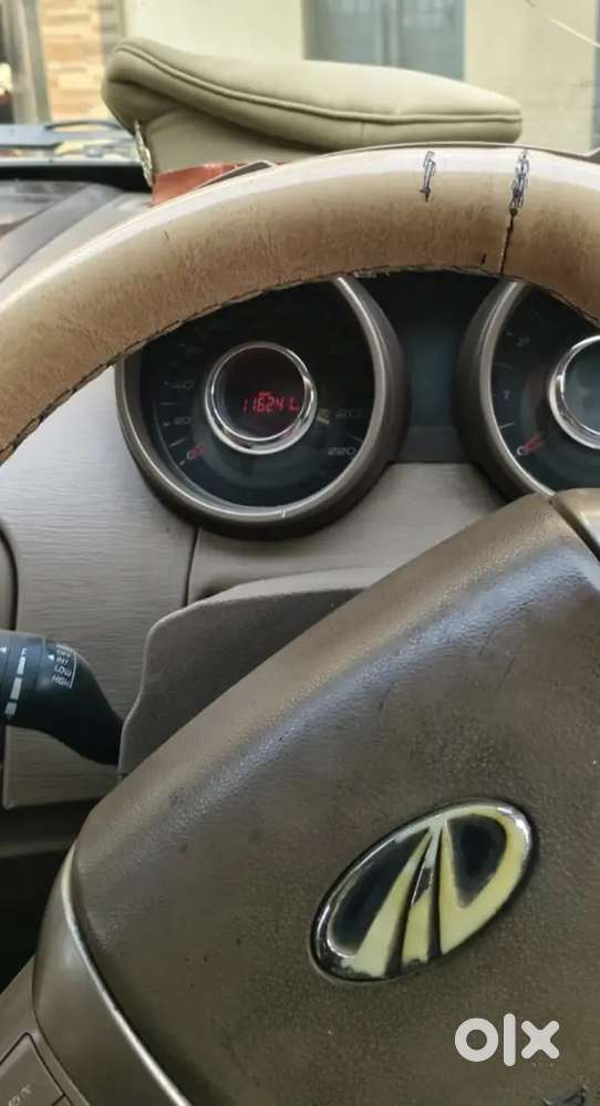 Mahindra Xuv500 2014 2nd Owner