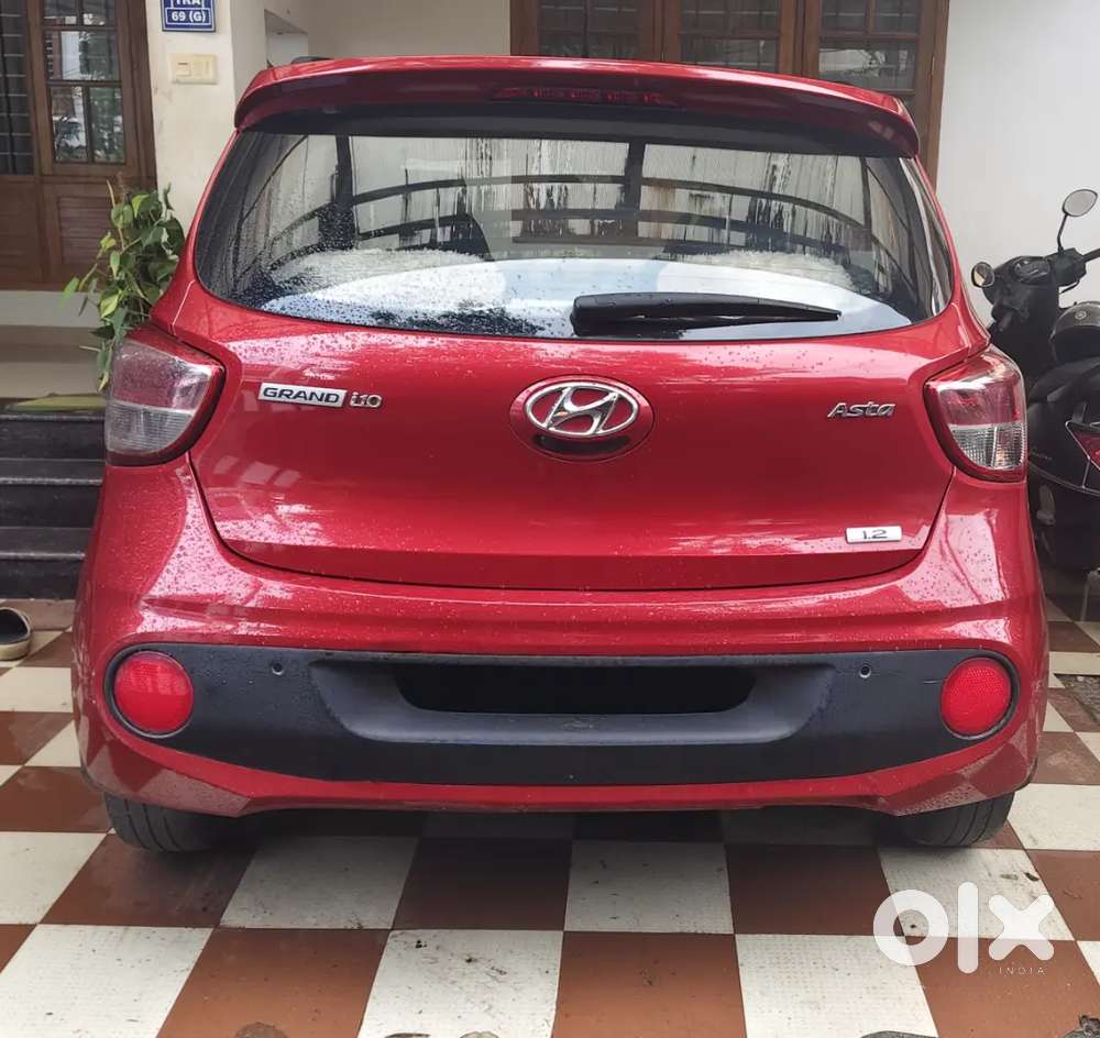 Grand I10 Asta 1.2 Bsiv (fiery Red)