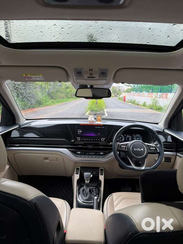 Kia Carens 1.5 Luxury Plus Turbo Dct, 2024, Petrol