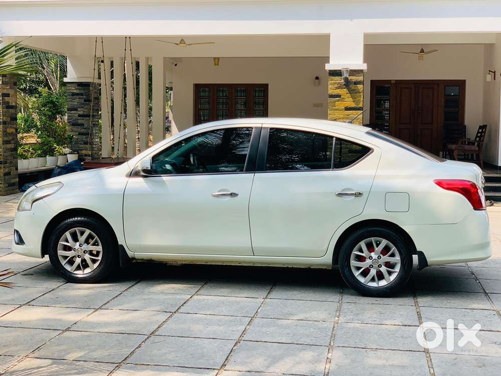 Nissan Sunny 2017 Petrol Well Maintained