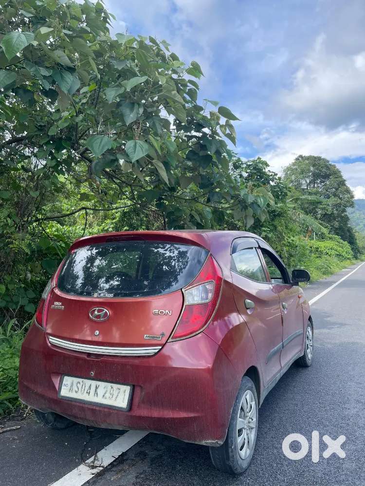 Hyundai Eon Magna 2012