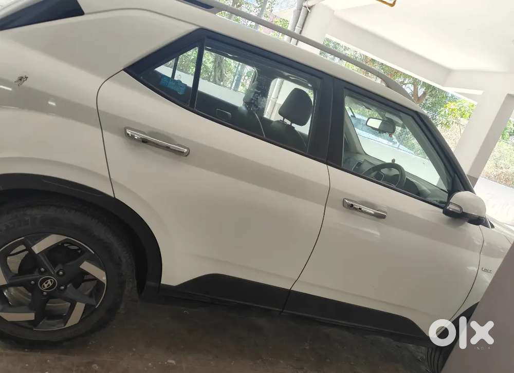 Hyundai Venue 2019 Petrol 32000 Km Driven