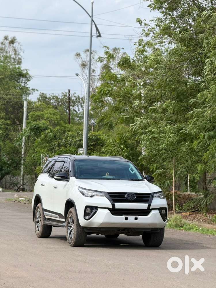 Toyota Fortuner Diesel 2017 4x4 Top Condition 1st Owner
