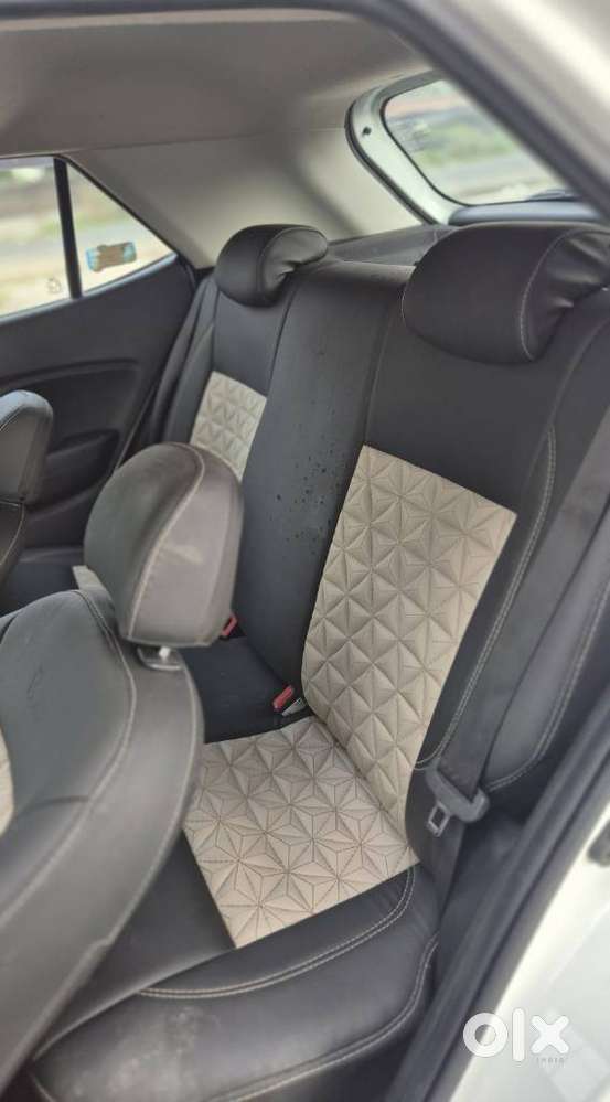 Hyundai Venue Sx (o) Mt 1.5 Diesel, 2022, Diesel