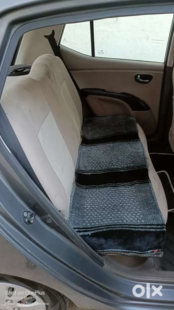 Hyundai I10 2013 Cng & Hybrids Very Good Condition