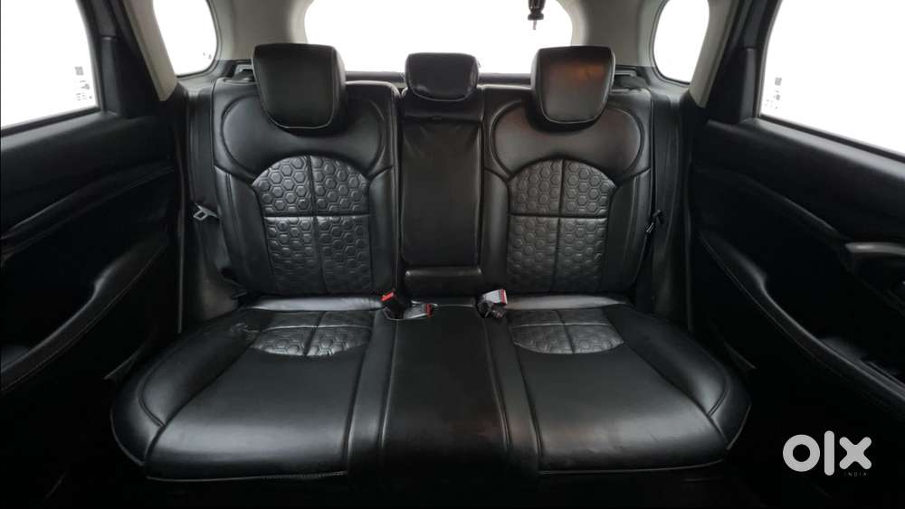 Maruti Suzuki Grand Vitara 1.5 Delta Smart Hybrid At, 2024, Petrol