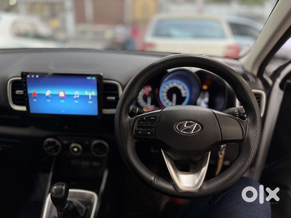 Hyundai Venue S 1.2 Petrol, 2022, Petrol