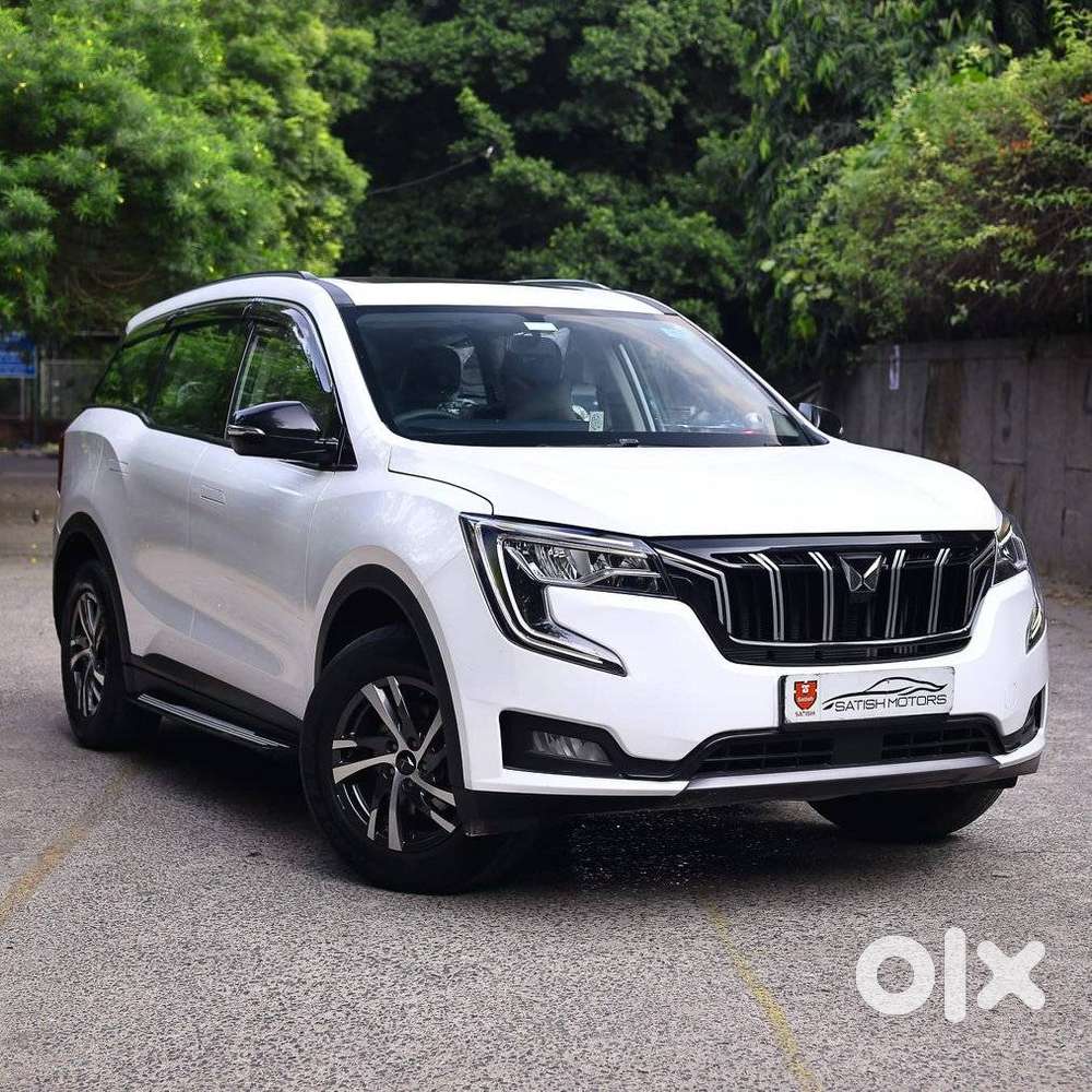 Mahindra Xuv700 2.0 Ax 7 Petrol At Str, 2024, Petrol