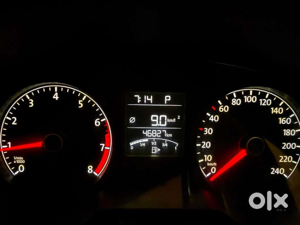 Volkswagen Vento 1.2 Tsi Highline At, 2016, Petrol