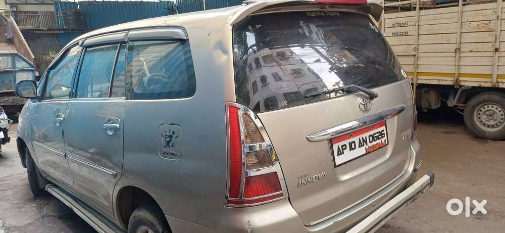 Toyota Innova 2.5 V 7 Str, 2008, Diesel