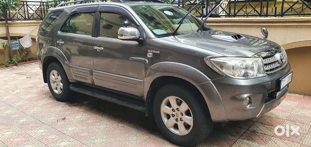 Toyota Fortuner Diesel 2011 (4/4) Sctachles Condition