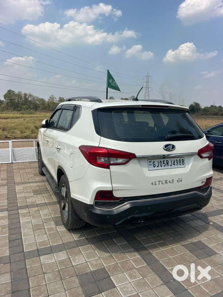Mahindra Alturas G4 2020 Diesel Well Maintained