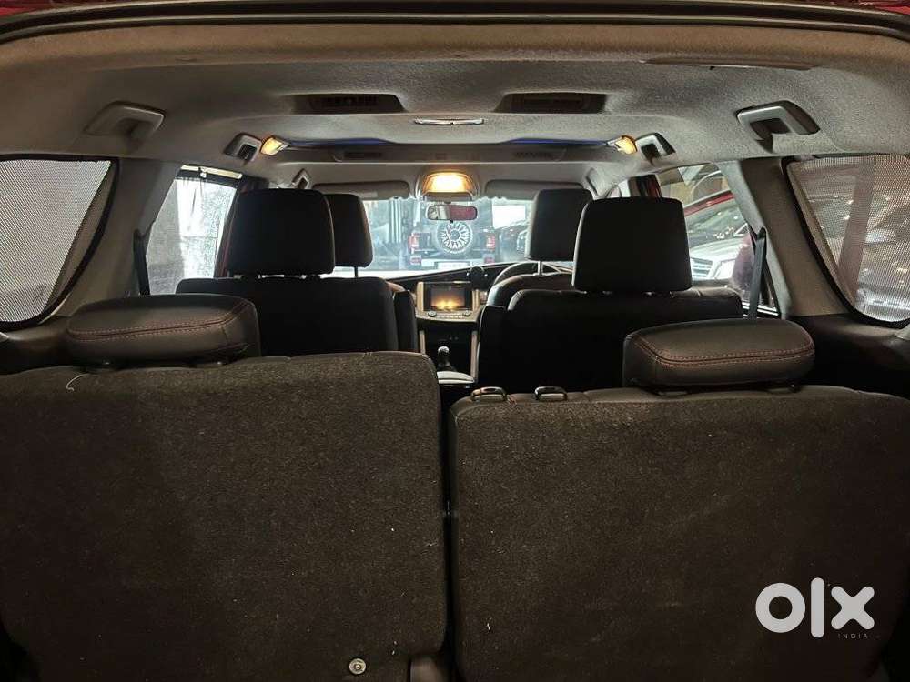 Toyota Innova Crysta Touring Sport 2.4 Mt, 2017, Petrol