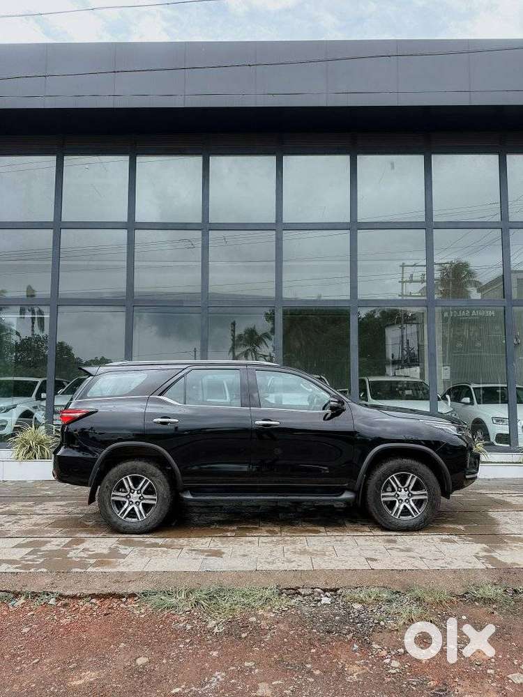 Toyota Fortuner 4x2 At 2.8 Diesel, 2022, Diesel