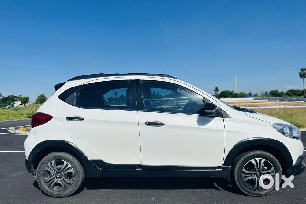 Tata Tiago 1.2 Revotron Xza Plus Dual Tone Roof Amt, 2020, Petrol