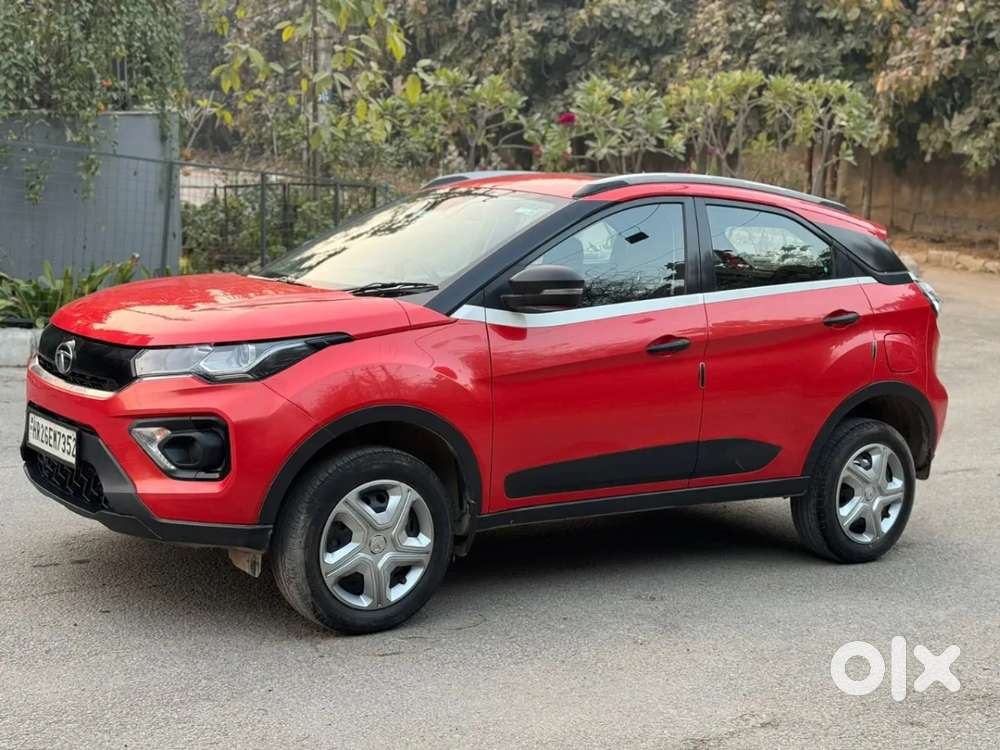 Tata Nexon 1.2 Revotron Xm (s), 2021, Petrol