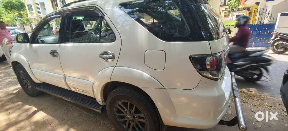 Toyota Fortuner 4x4 Mt 2015 , White