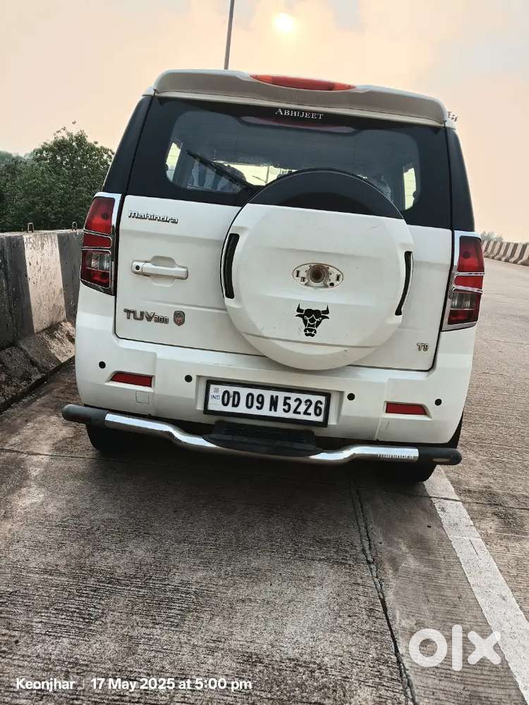Mahindra Tuv 300 2019 Diesel 160000 Km Driven