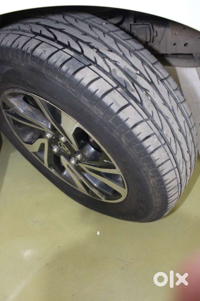 Toyota Innova Crysta [2020-ongoing] 2.7 Gx At 7 Str, 2022, Petrol