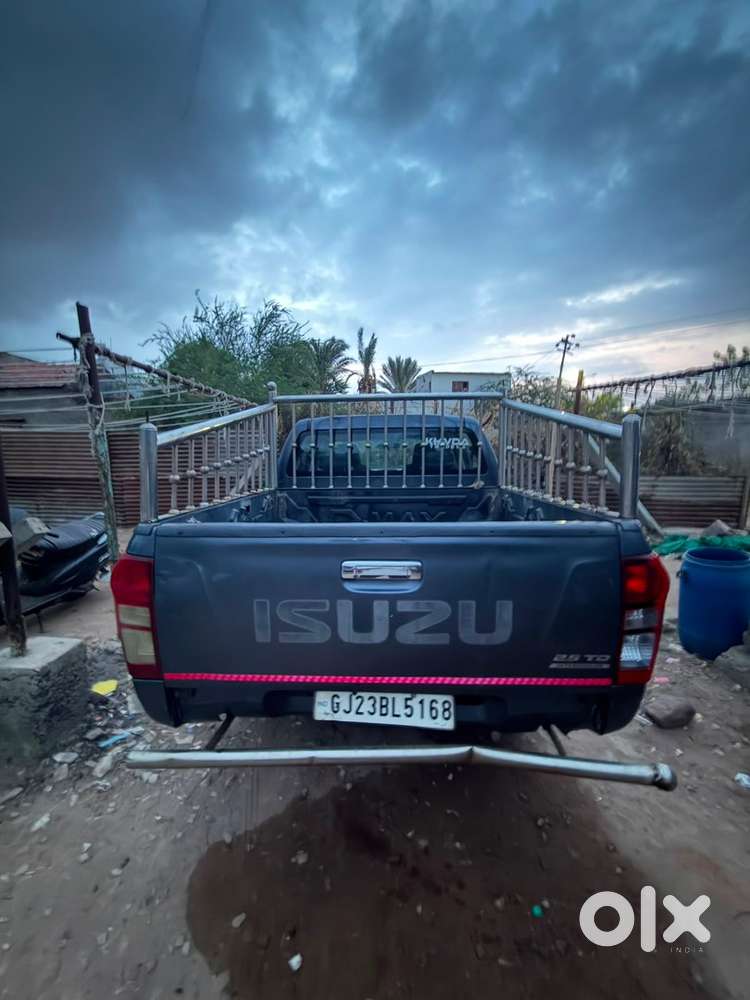 2017 Isuzu D-max Year