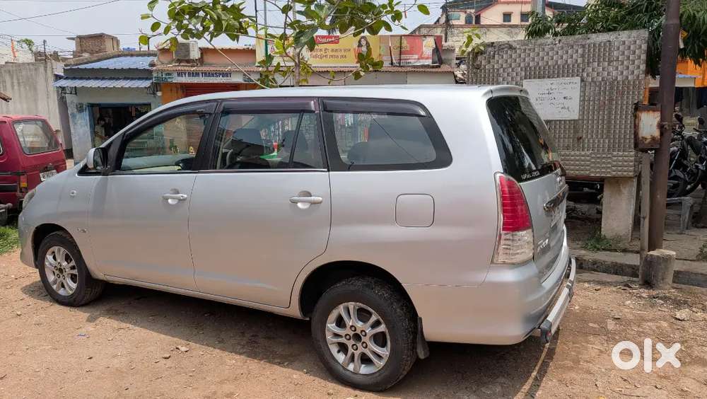 Toyota Innova 2.5 Gx 2010