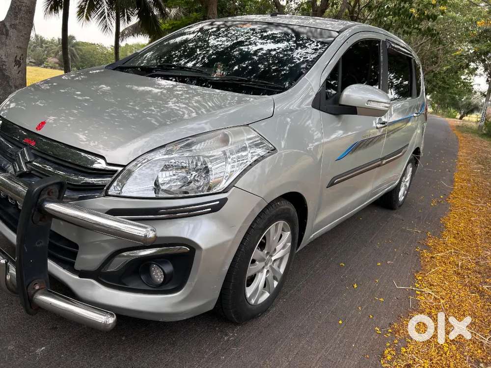 Touch Screen, Reverse Camera,push Button Start,seal Tyres