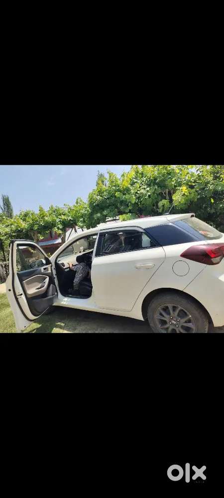 Hyundai I20 2019 Petrol 95000 Km Driven