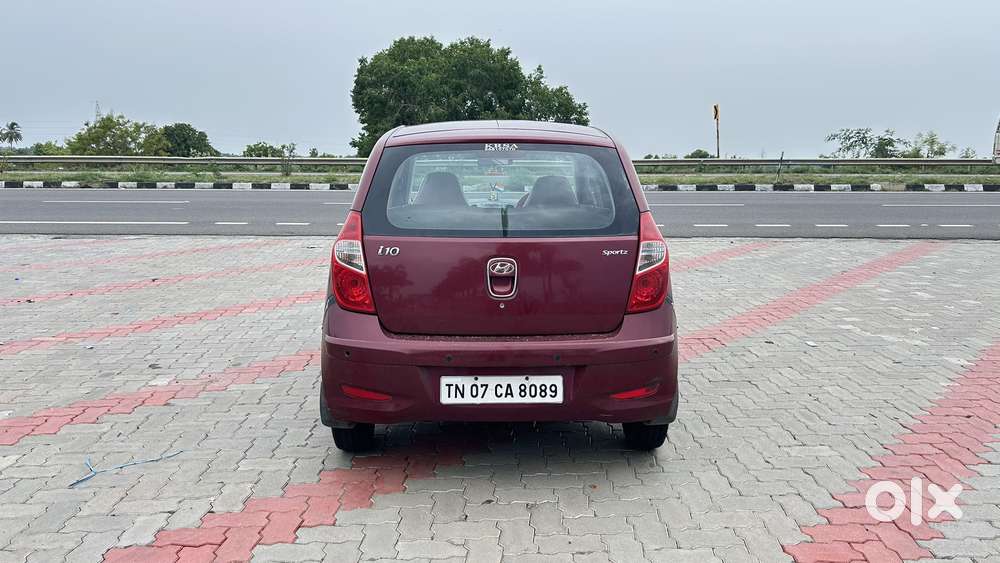 Hyundai I10 Sportz, 2015, Petrol