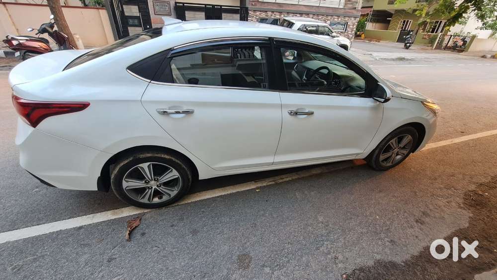 Hyundai Verna 1.6 Sx (o) Vtvt Se, 2020, Petrol