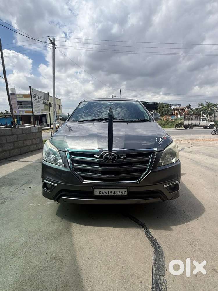 Toyota Innova Diesel 2014