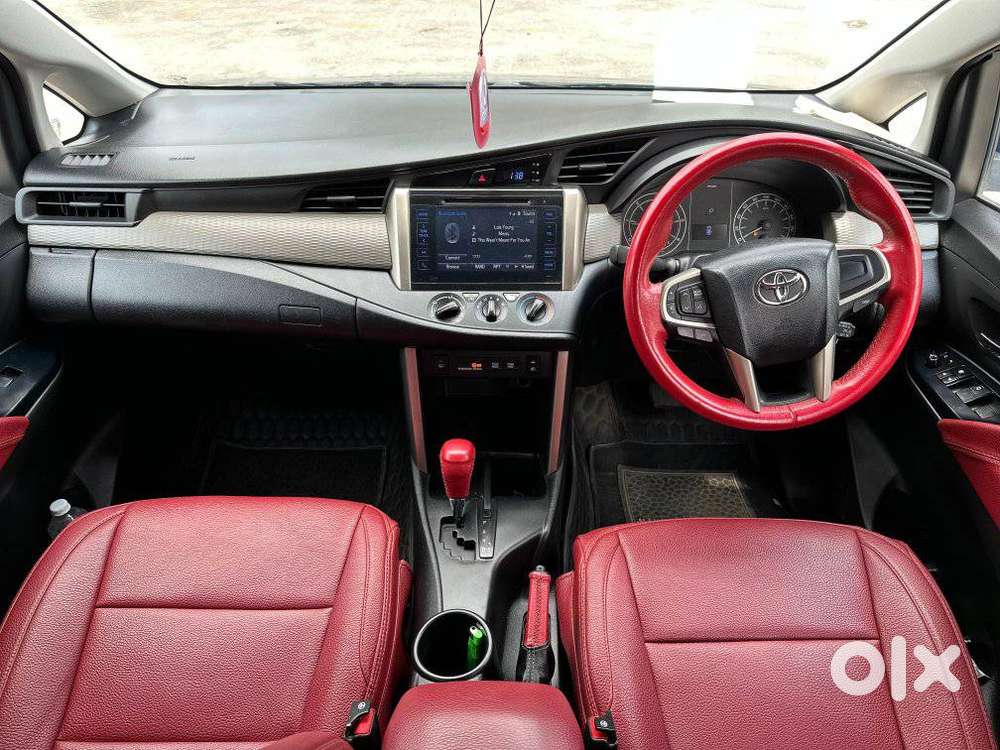 Toyota Innova Crysta 2.8 Gx At 8s, 2019, Diesel