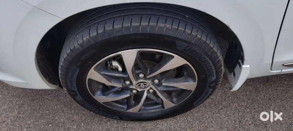 Toyota Rumion V Mt, 2024, Petrol