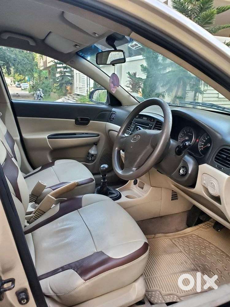 Hyundai Verna Vtvt 1.6 Sx, 2009, Petrol