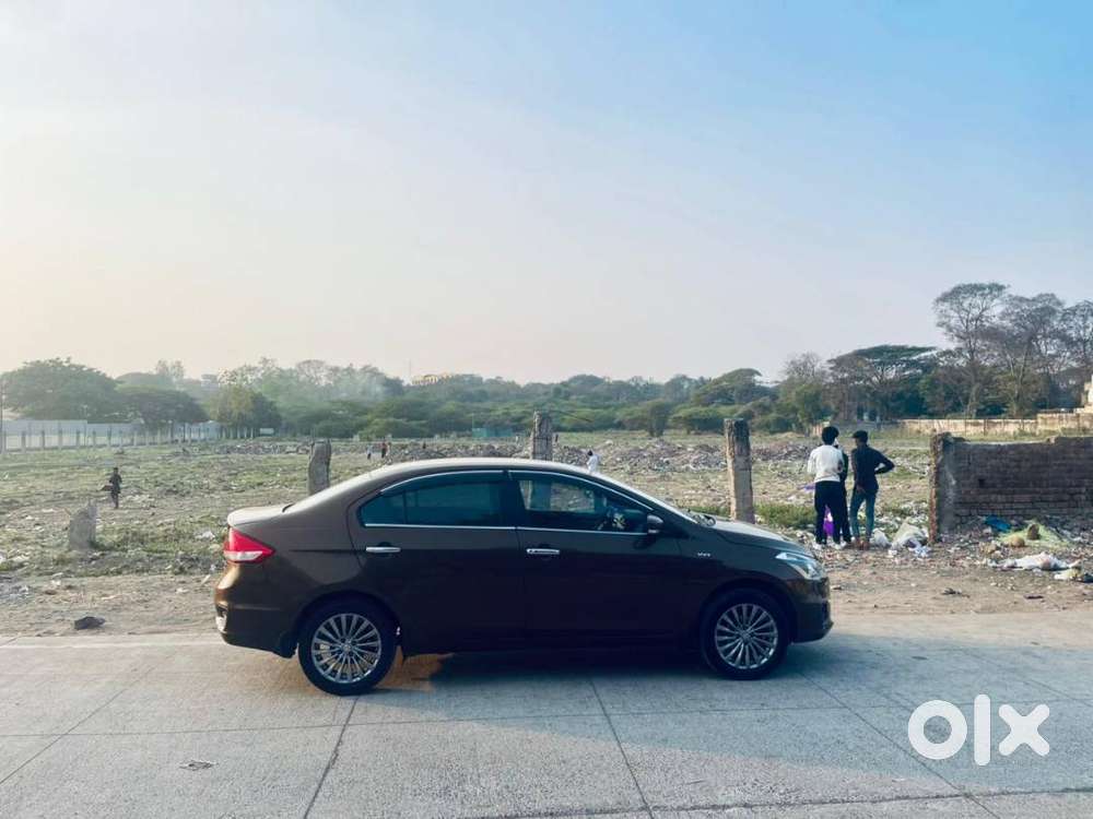 Maruti Suzuki Ciaz Zxi + Plus