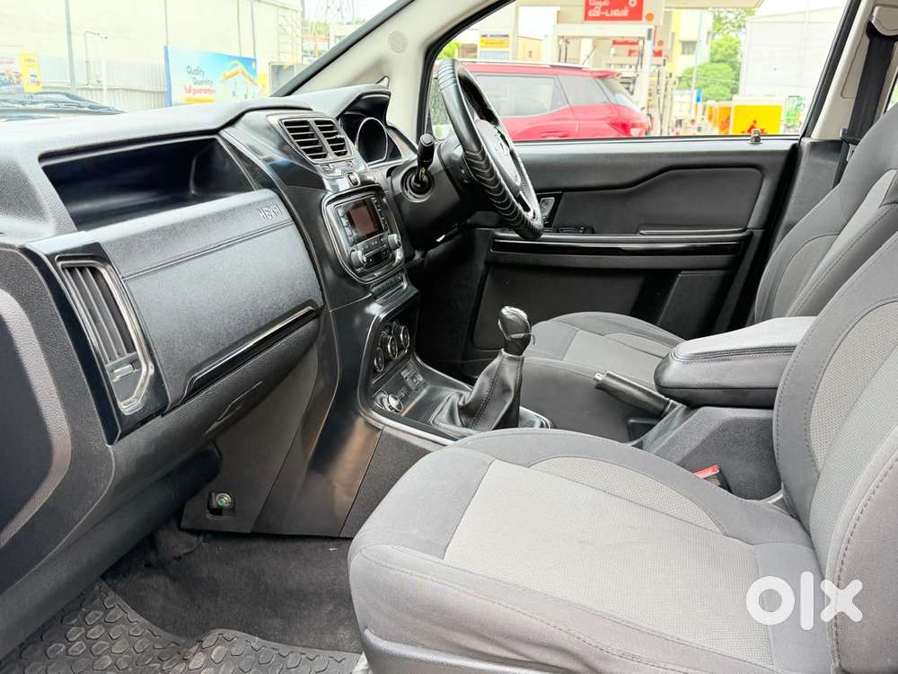 Tata Hexa Xe, 2018, Diesel