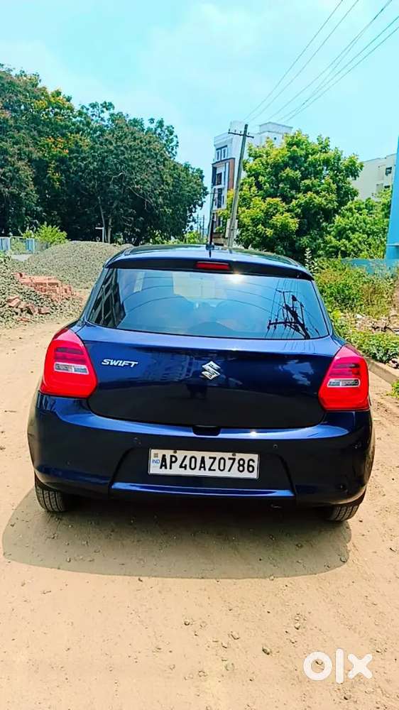 Maruti Suzuki Swift 2023 Cng & Hybrids 70000 Km Driven