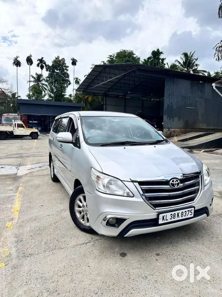 Toyota Innova 2013 Diesel 170000 Km Driven