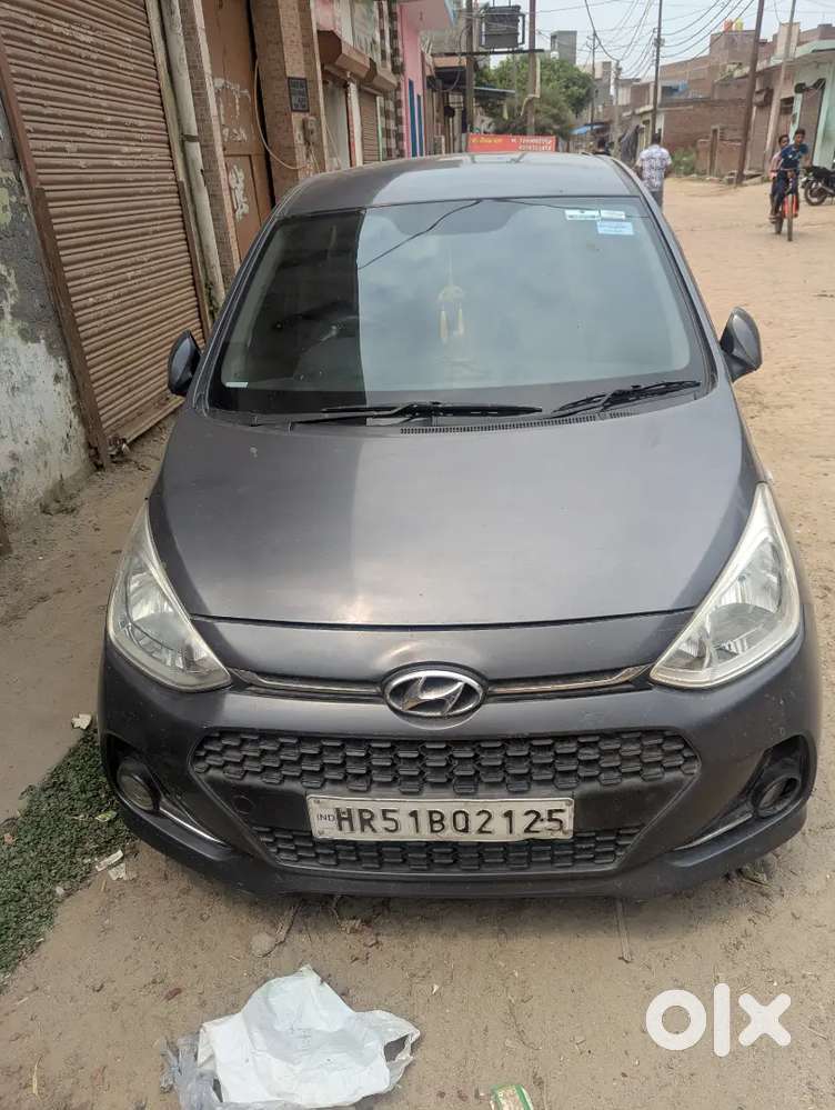 Hyundai Grand I10 2017 Variant Disambar Ki Hai 18 Samjho