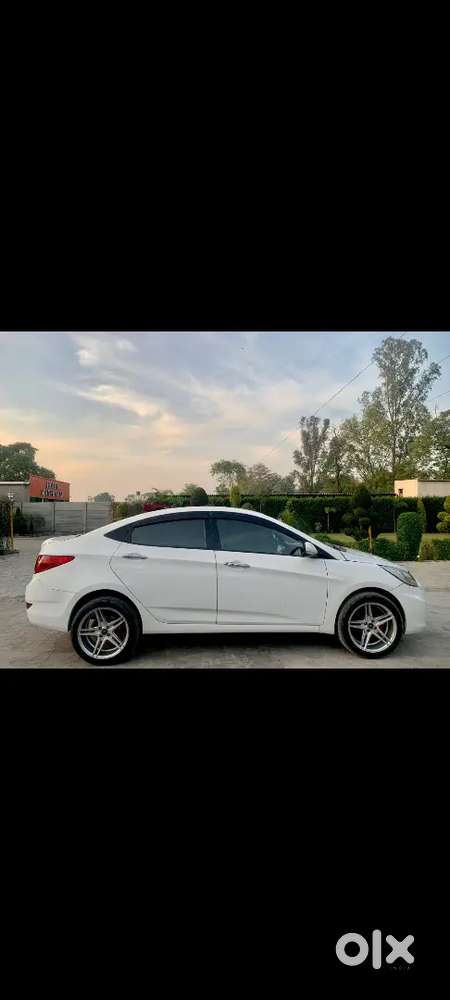 Hyundai Fluidic Verna 2013