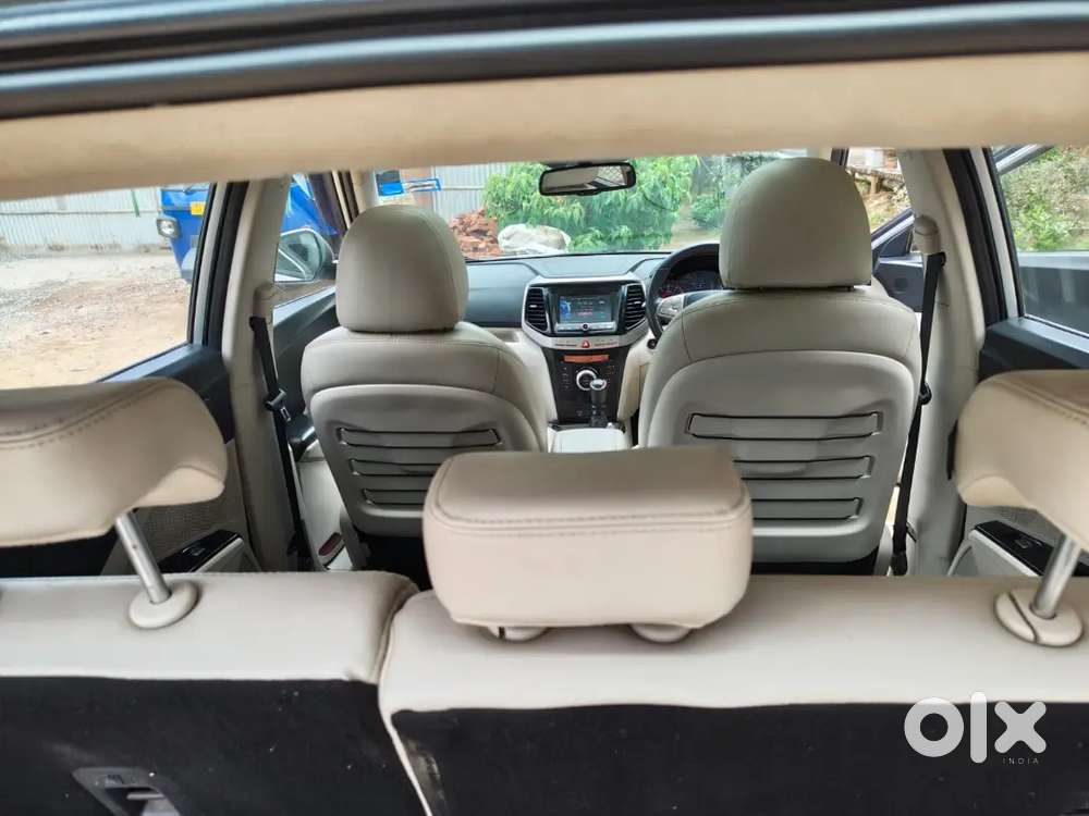 Mahindra Xuv300 W8 (o) Sunroof 2022 Petrol 29500 Km Driven