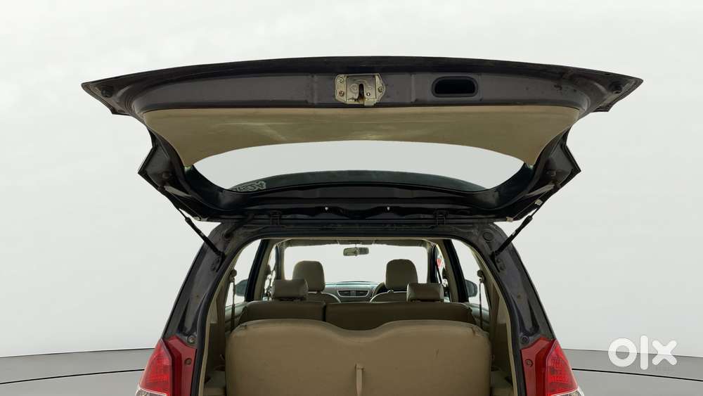 Maruti Suzuki Ertiga 2012-2015 Vxi Cng, 2015, Cng & Hybrids