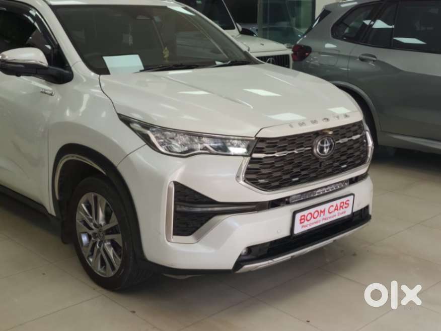 Toyota Innova Crysta