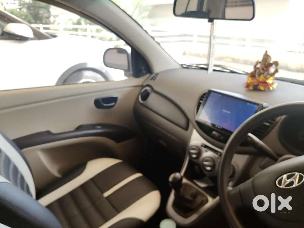 Hyundai I10 Era 2012 Petrol Manual Year