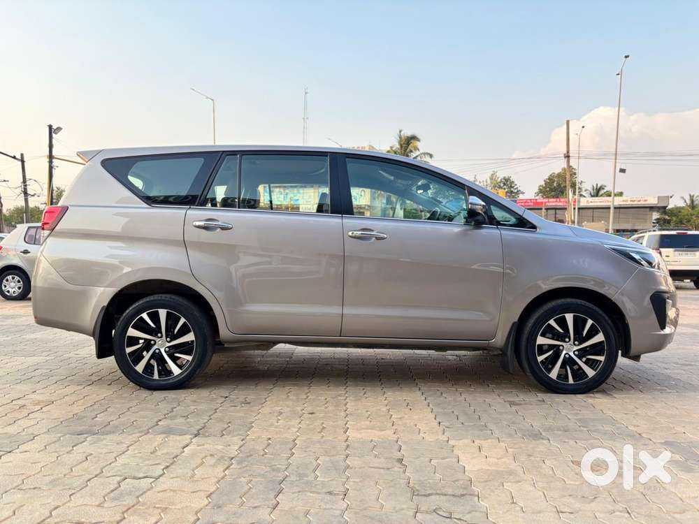 Toyota Innova Crysta 2.4 Z 7 Str, 2022, Diesel