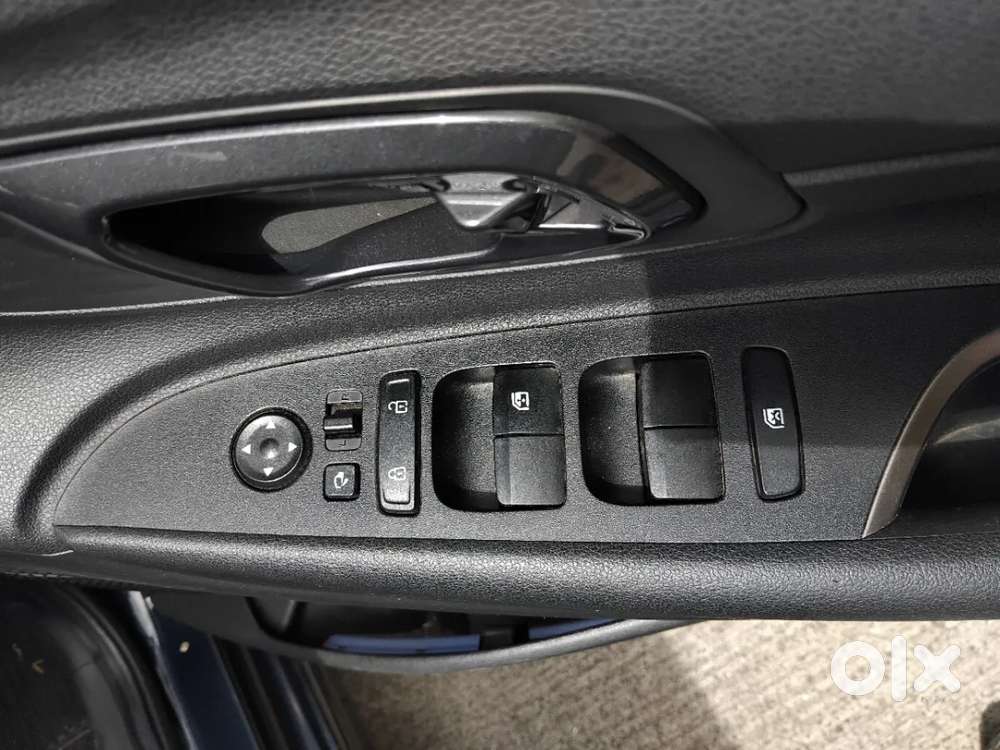 Hyundai I20 Asta 1.2 Ivt, 2021, Petrol