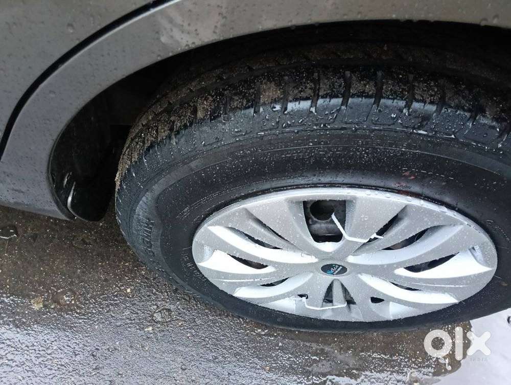 Maruti Suzuki Dzire 1.2 Vxi Amt, 2019, Petrol