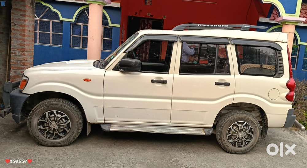 Mahindra Scorpio 2013 (jh05av 4846)