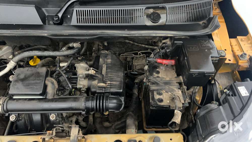 Renault Triber Rxz, 2019, Petrol