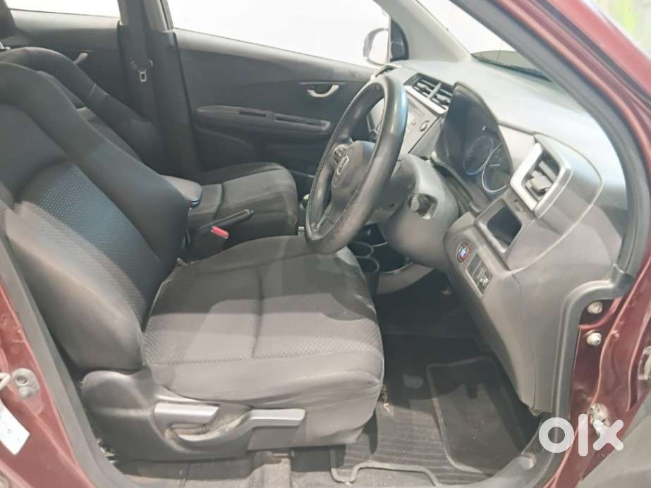 Honda Br-v I-vtec V Mt, 2016, Petrol